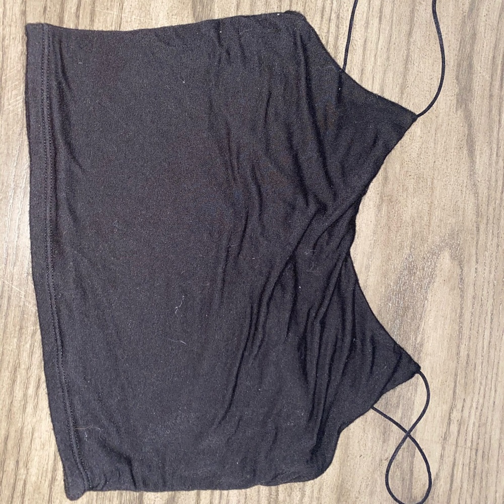 Black Cropped Tank